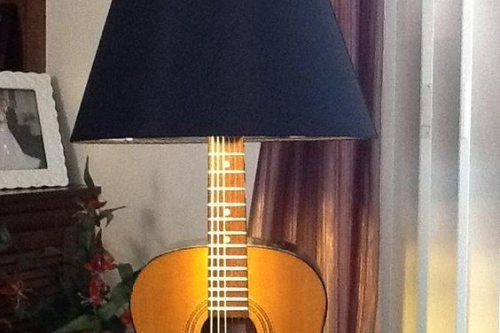 lamp guitar