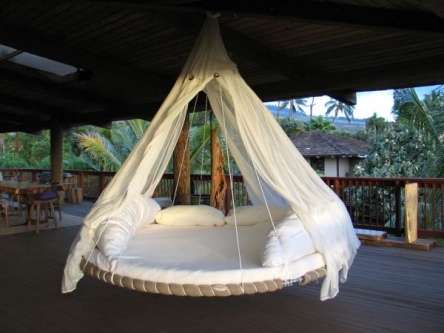 Swing bed