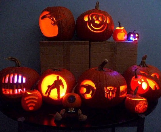 Halloween pumpkin ideas with lights inside - pumpkin carving ideas for halloween