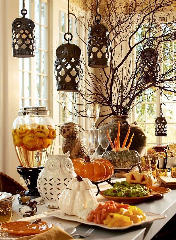 Setting the fall table