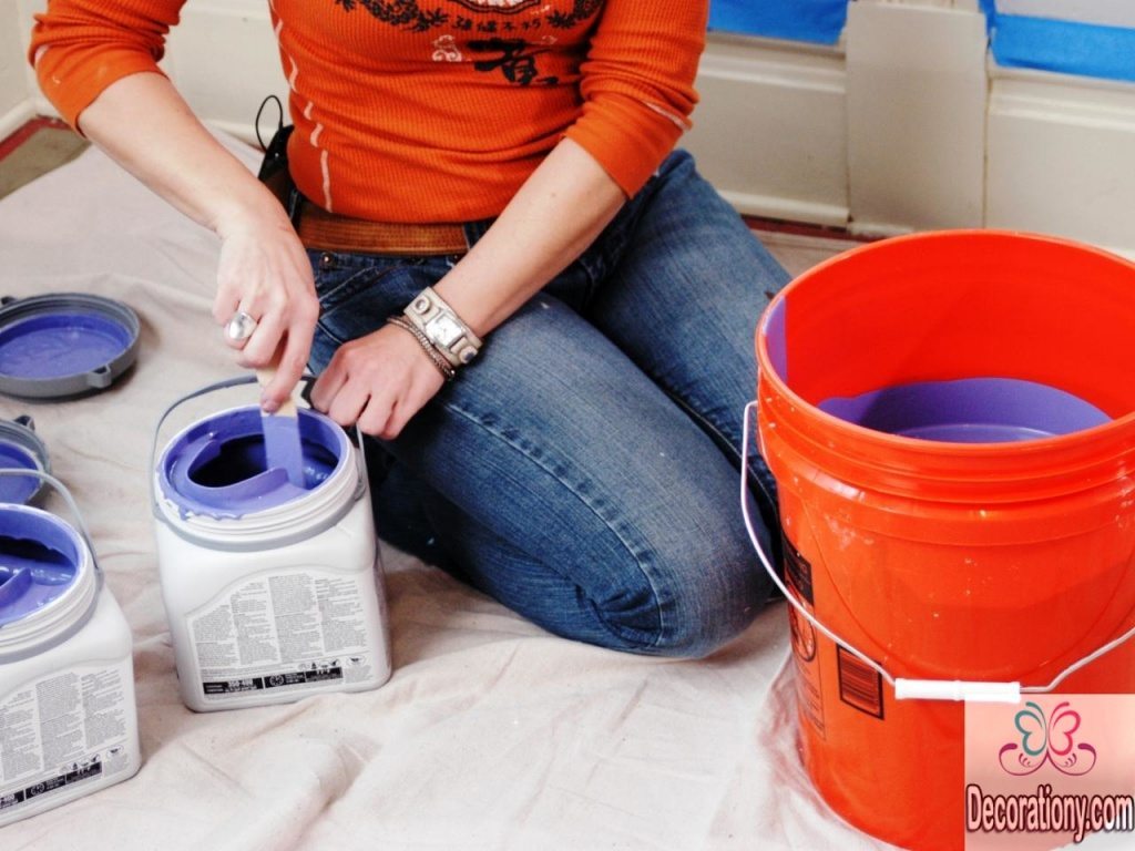 A bucket is required to how to paint a room efficiently 