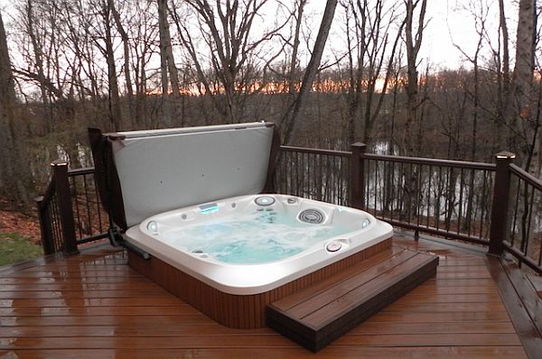 8 Outdoor Jacuzzi Inspirational Trends 2017 / 2018