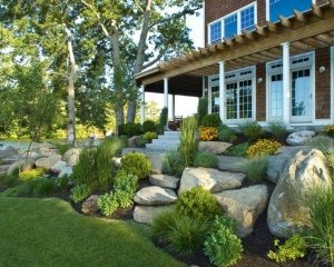 rocks landscaping front yard ideas