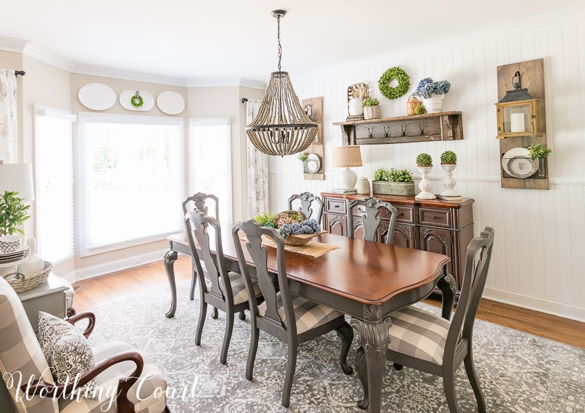 lovely farmhouse dining room