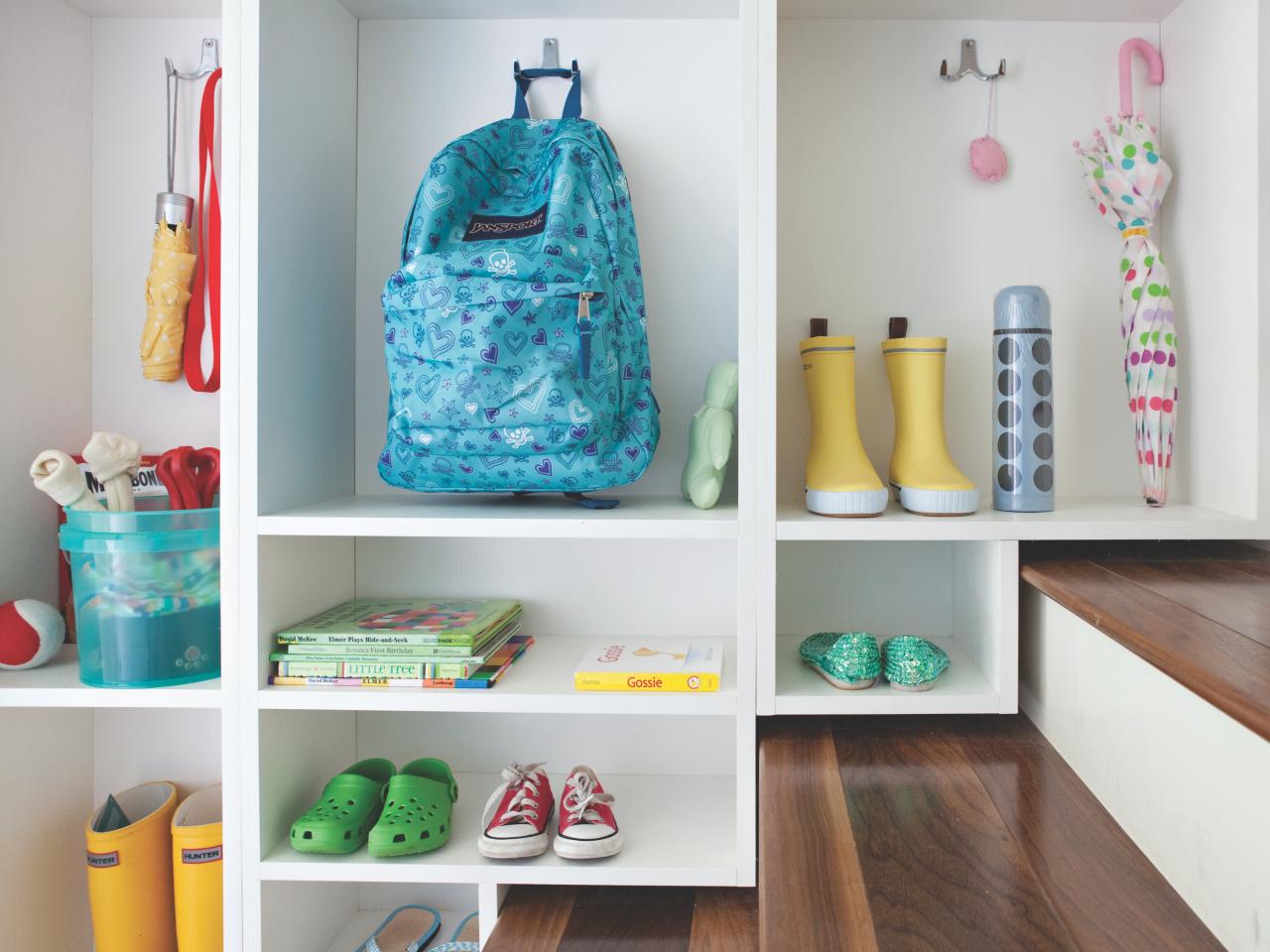 Mudroom lockers (Ideas & Tips With Pictures)