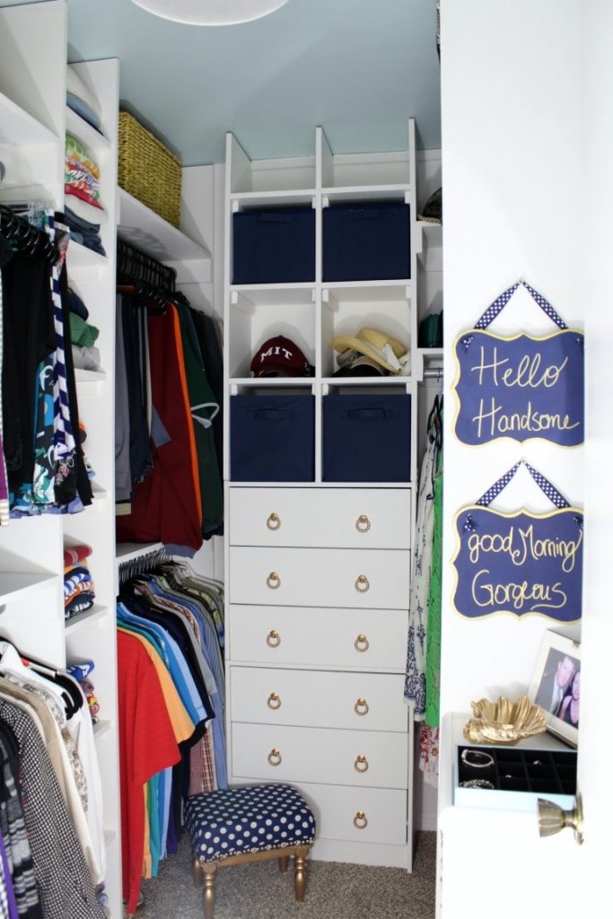 simple small walk in closet ideas