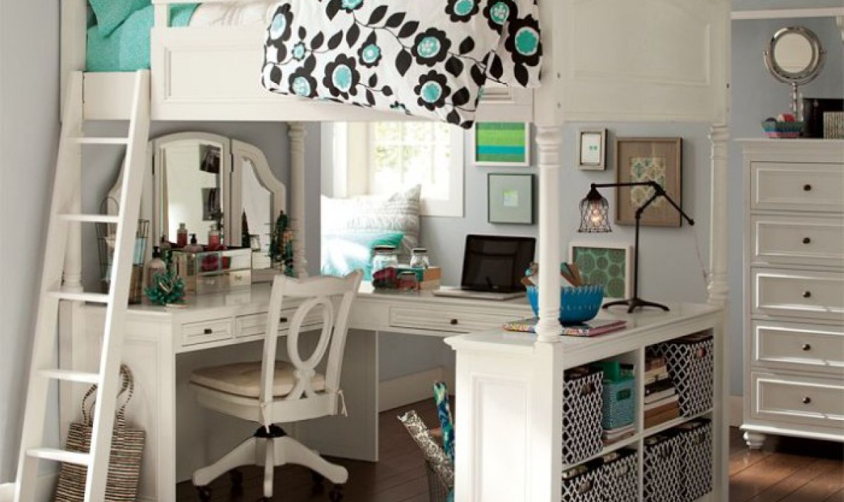 Bunk Bed with Desk with hairdresser for girls