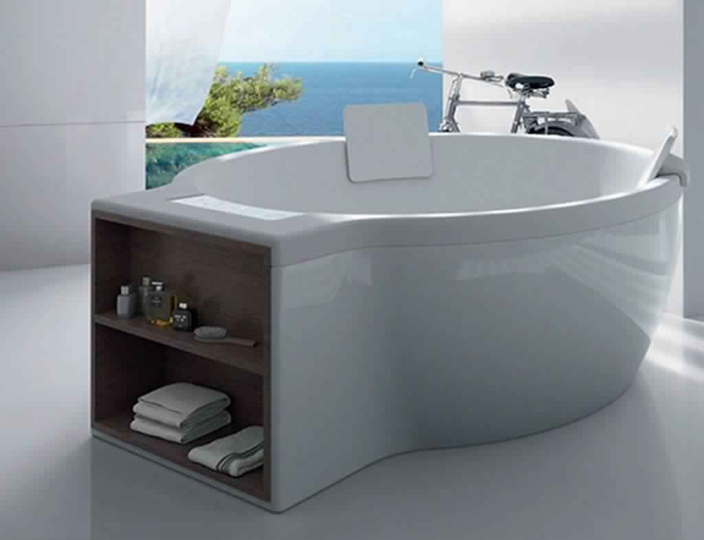 Smallest Bathtub Size - Circular bathtub