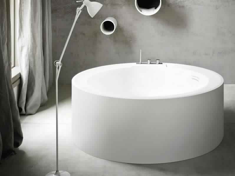 Smallest Bathtub Size - Modern bathtub