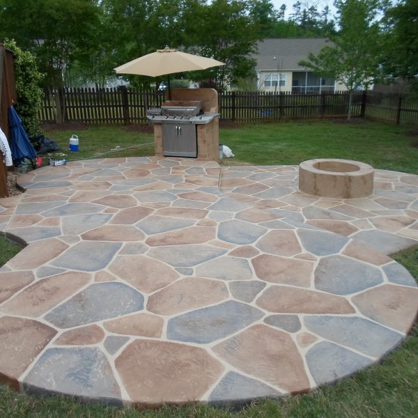 20 Exclusive Stone Patio Designs & Patterns Guide | Decor Or Design